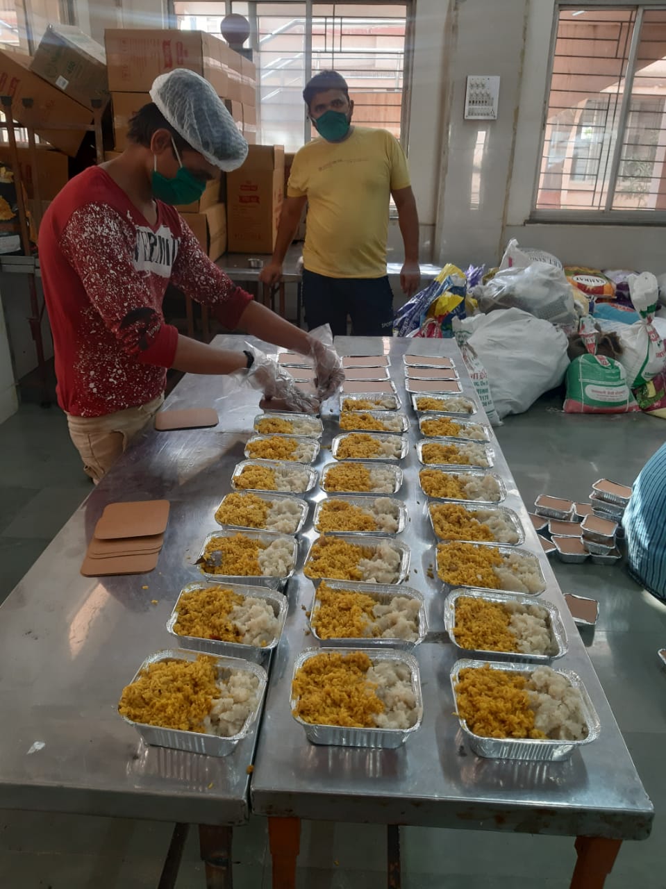 Geet Foundation food distribution
